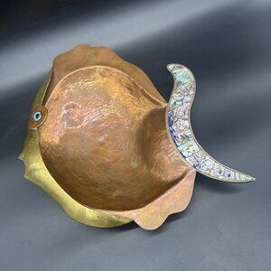 Mid Century Hammered Brass Copper Fish Dish Abalone Shell Inlay Mexico Footed